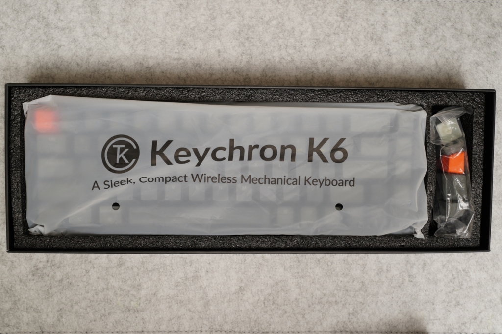 Keychron K6は袋に入っている