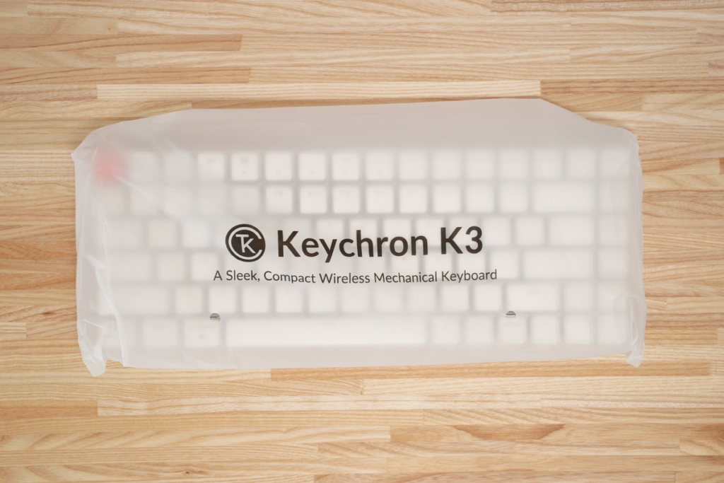 Keychron K3 Non-backlightは袋に包まれて梱包してある
