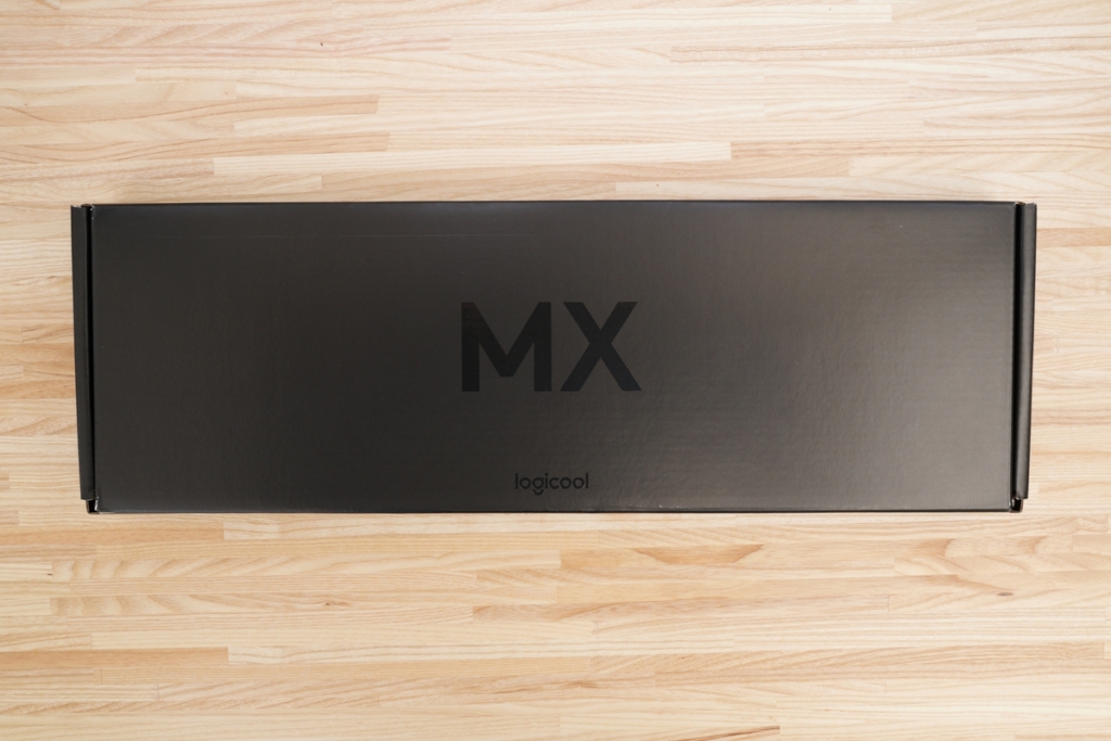 MX KEYS for Macの内箱はMXの文字がある
