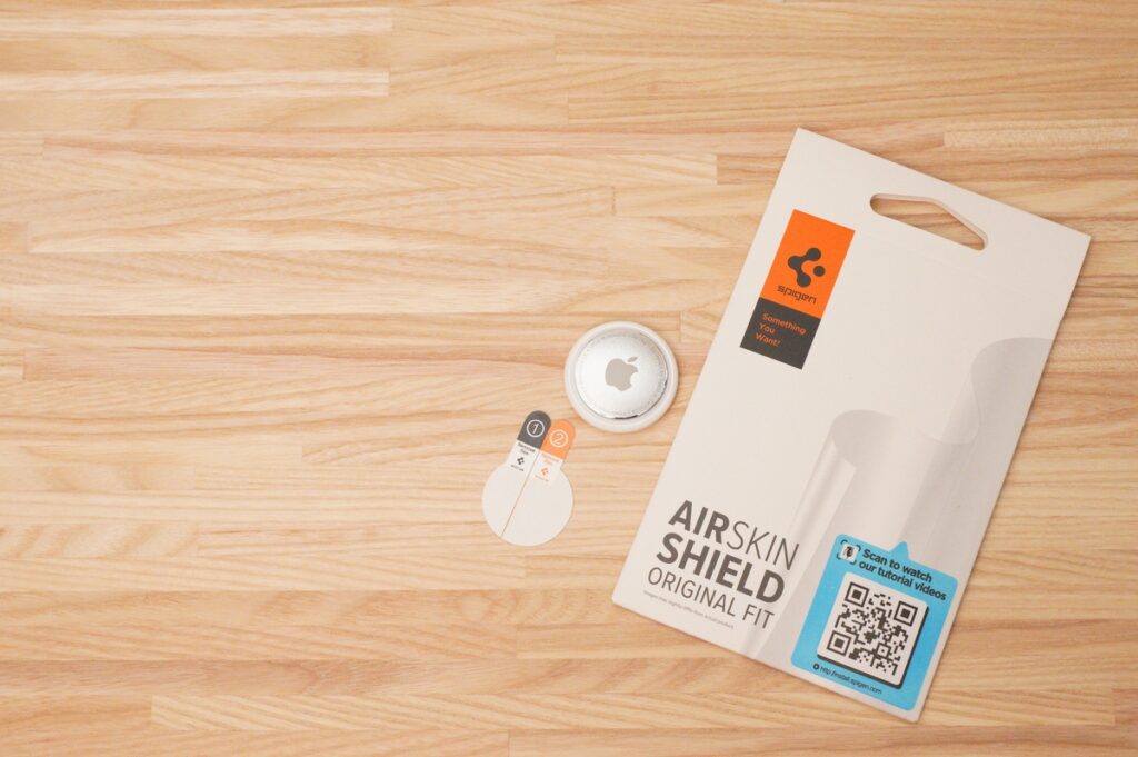 Spigen AirSkin ShieldとAirTag