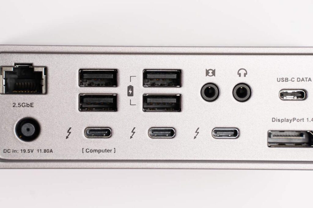 Caldigit TS4はThunderbolt 4ポートを2ポート拡張する