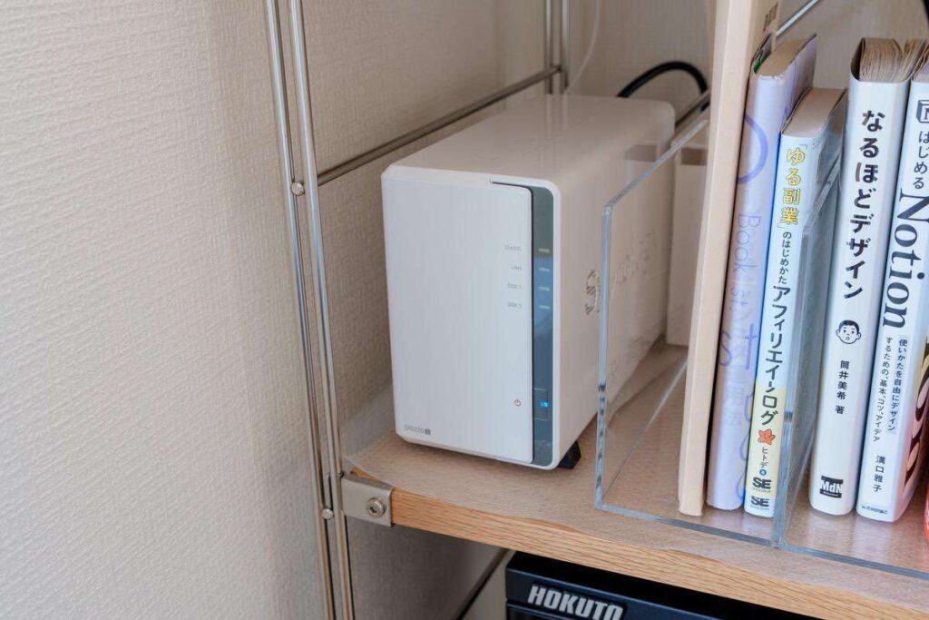 Synology DS220jを撮影してみた