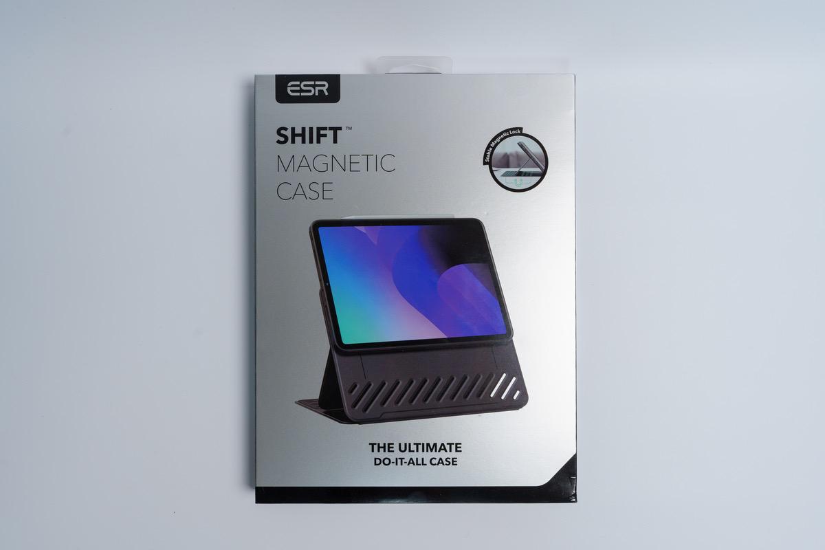 ESR Shift マグネットケース iPad Pro 11インチの外箱