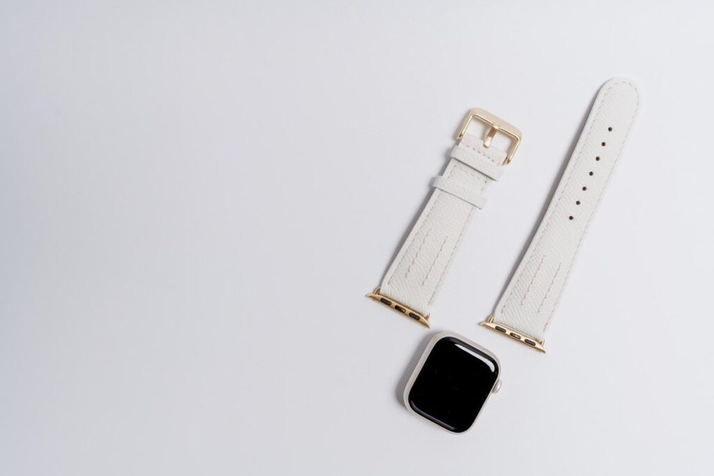 YUTORI Apple Watch レザーバンドをApple Watchに装着してみた