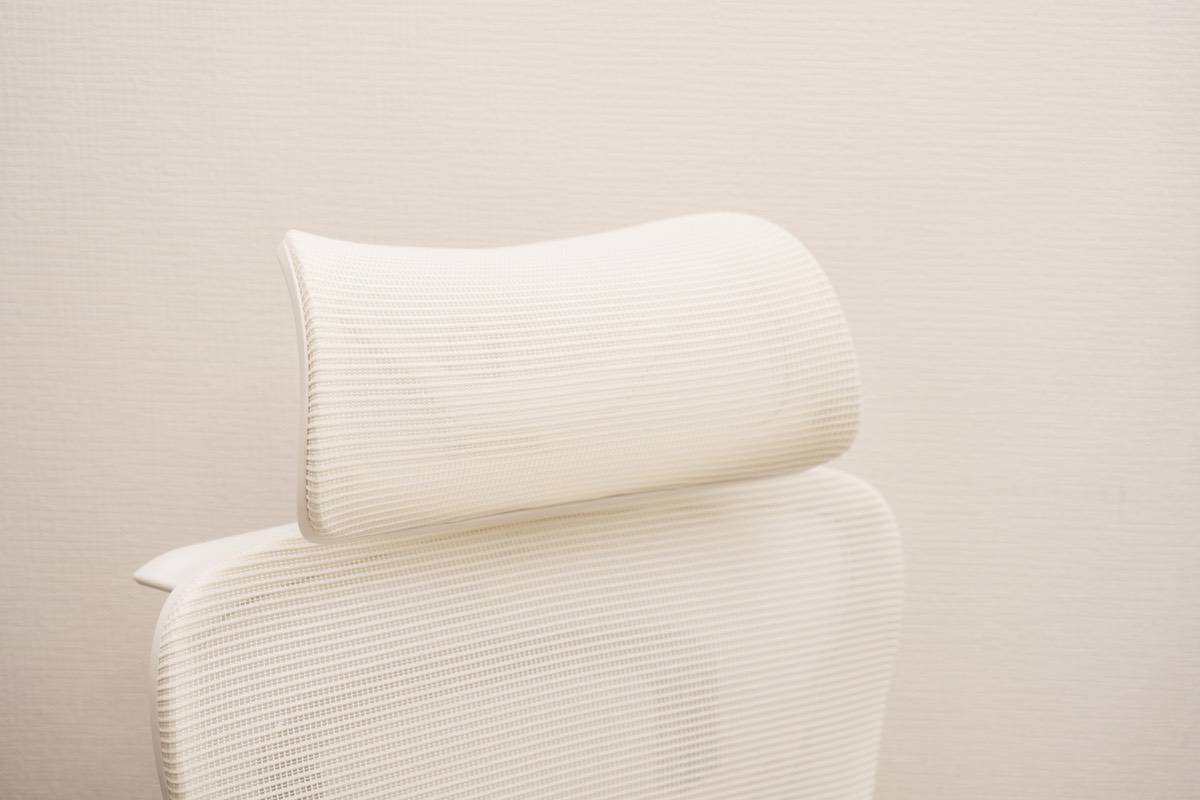 COFO Chair Premium ホワイトの2Dヘッドレストを撮影してみた