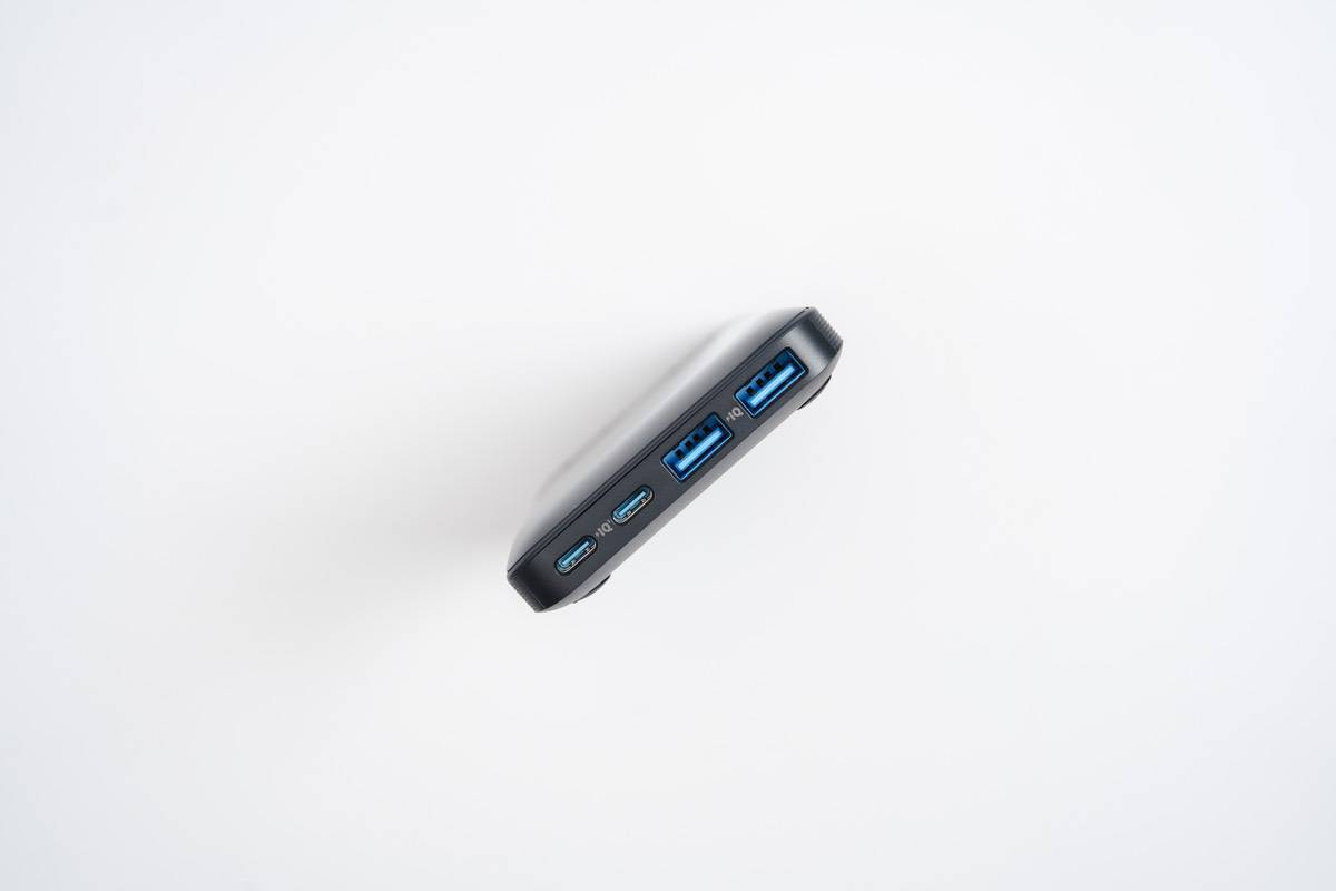 Anker Prime Charging Station (6-in-1, 140W)にはType-CとType-Aポートが2ポートずつある