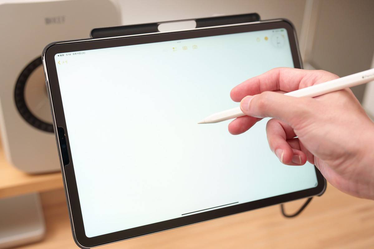 Apple Pencilにはダブルタップ機能でペンと消しゴムが切り替わる