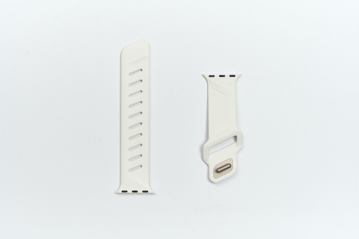 Aulumu A02 スポーツウォッチバンド for Apple Watch Seriesを並べている