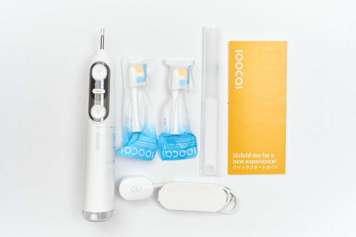 Soocas NEOS IIの付属品を並べてみた