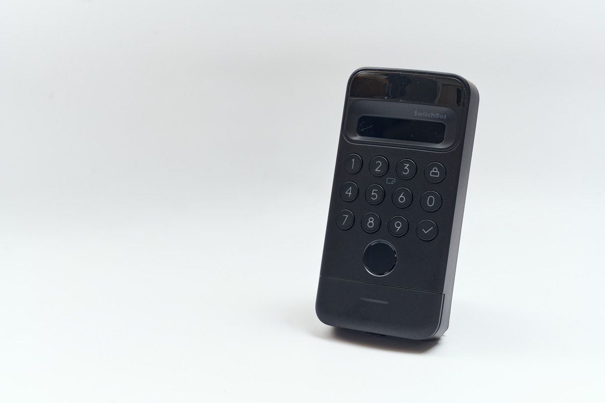 SwitchBot顔認証パッドの正面