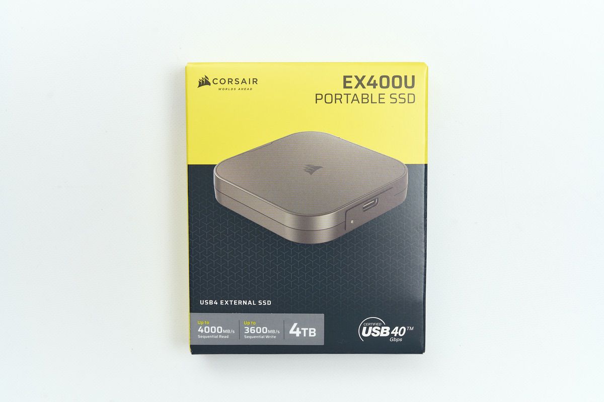 Corsair EX400Uの外箱