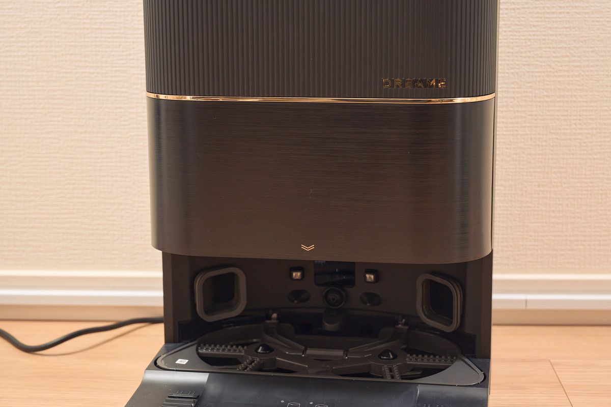 Dreame X30 Ultraのベースステーション中央は開く