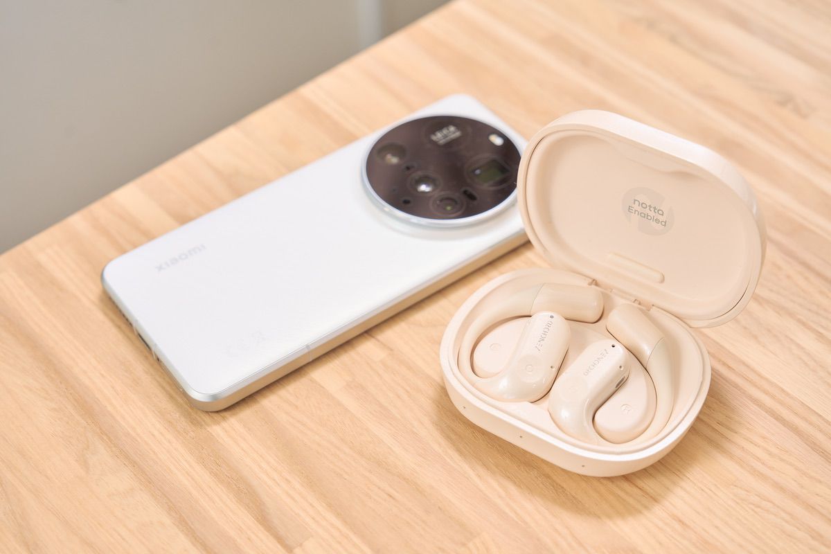 Zenchord 1とXiaomiを並べている