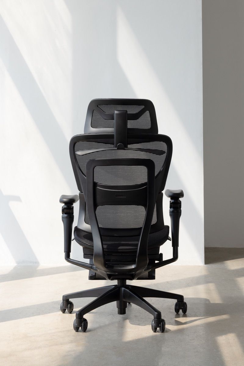 数量限定のCOFO Chair Premium 2のオールブラックカラー