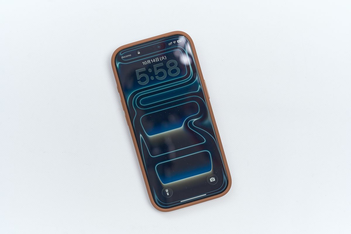 PITAKA Aramid ProGuard CaseをiPhone 17 Proに取り付けた