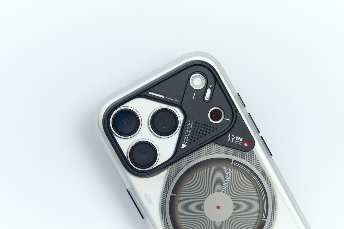 AULUMU A17 Frostedのカメラ部分